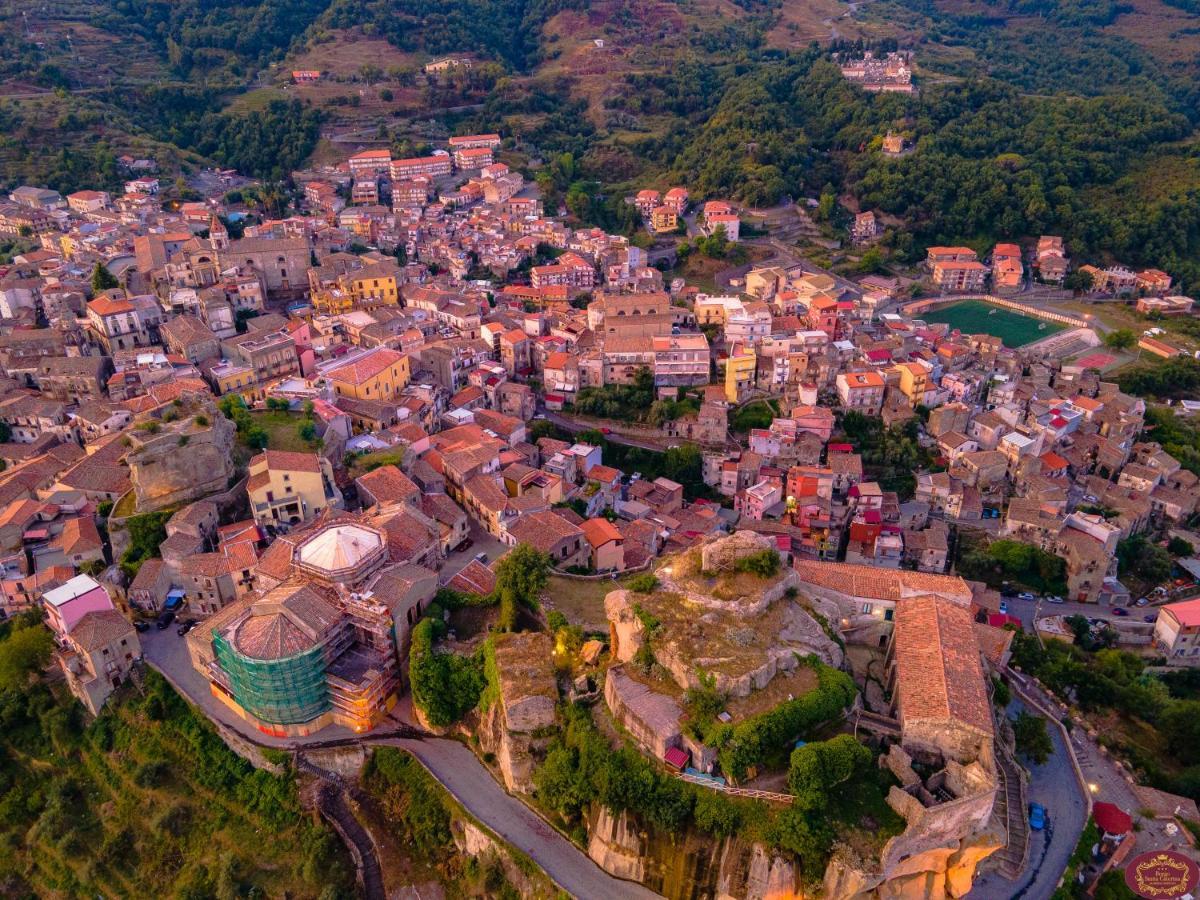 Albergo Diffuso Borgo Santa Caterina "Vintage" Castiglione De Sicilia Exteriör bild